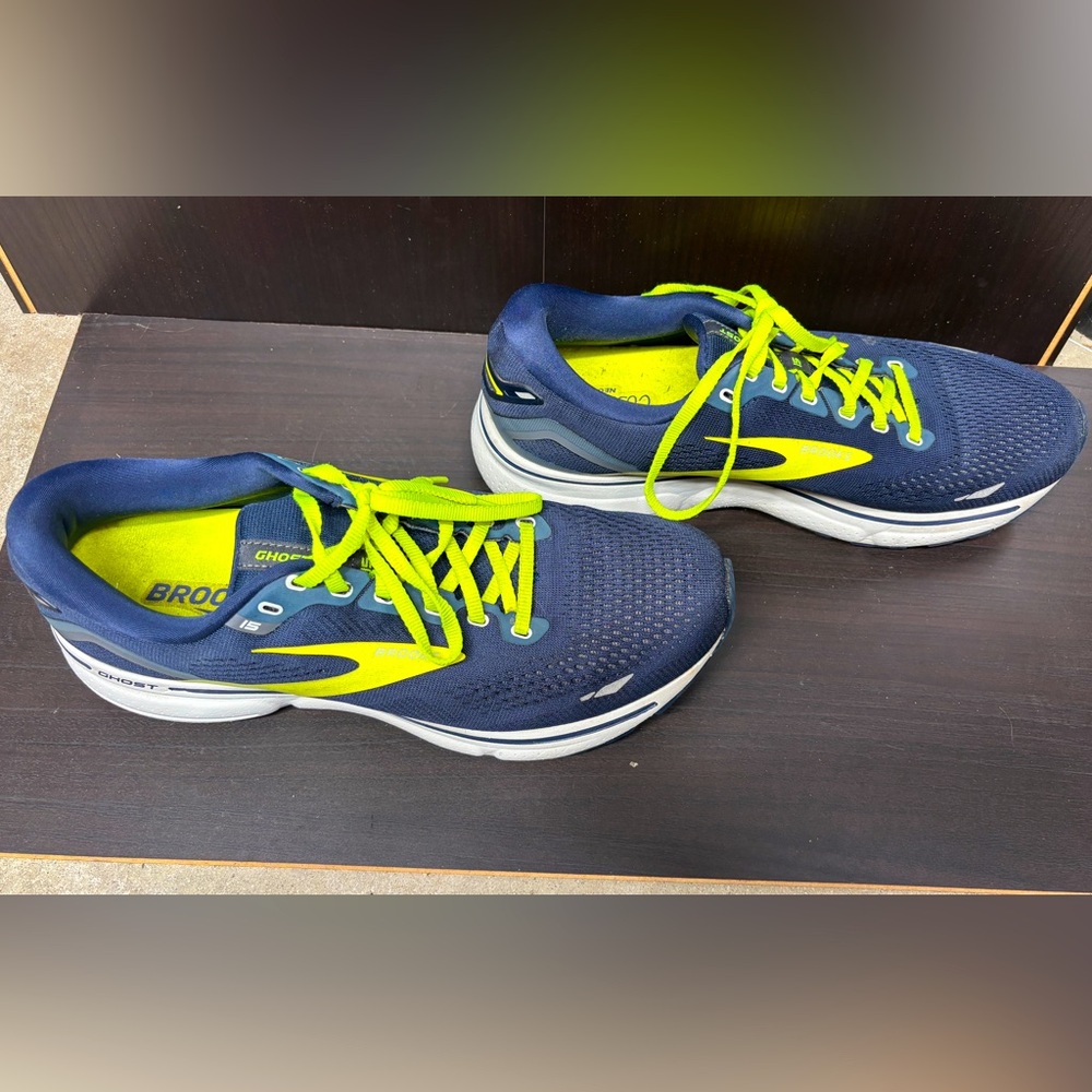 Brooks Ghost 15 Men's Sz 9.5D Blue Running Athletic Gym Train Walk Sneaker Shoes
